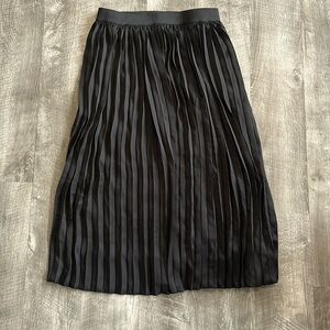 NWT Rachel Zoe Pleated Skirt Women’s Medium Black Lined Elastic Waist Flowy